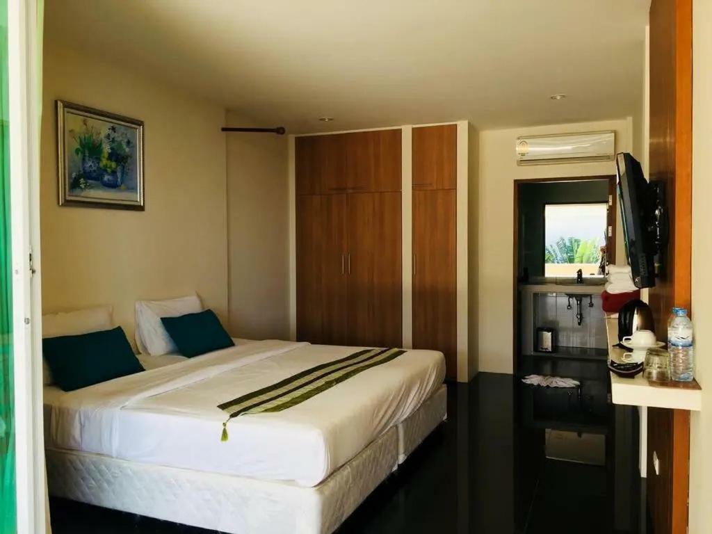 Grand Bleu Ocean View Pool Suite Kamala Beach Exterior foto