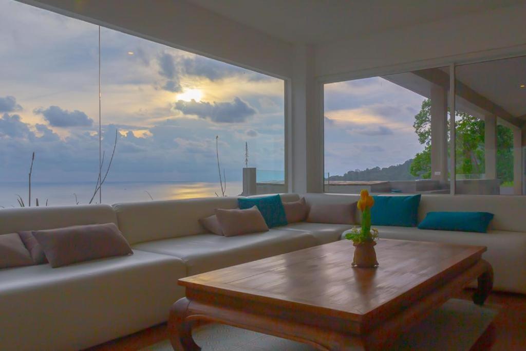 Grand Bleu Ocean View Pool Suite Kamala Beach Exterior foto